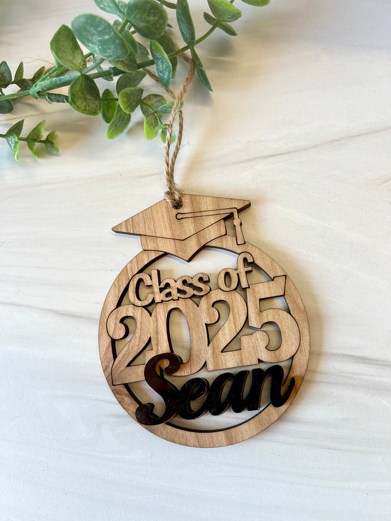 Graduation Ornament Gift Tag